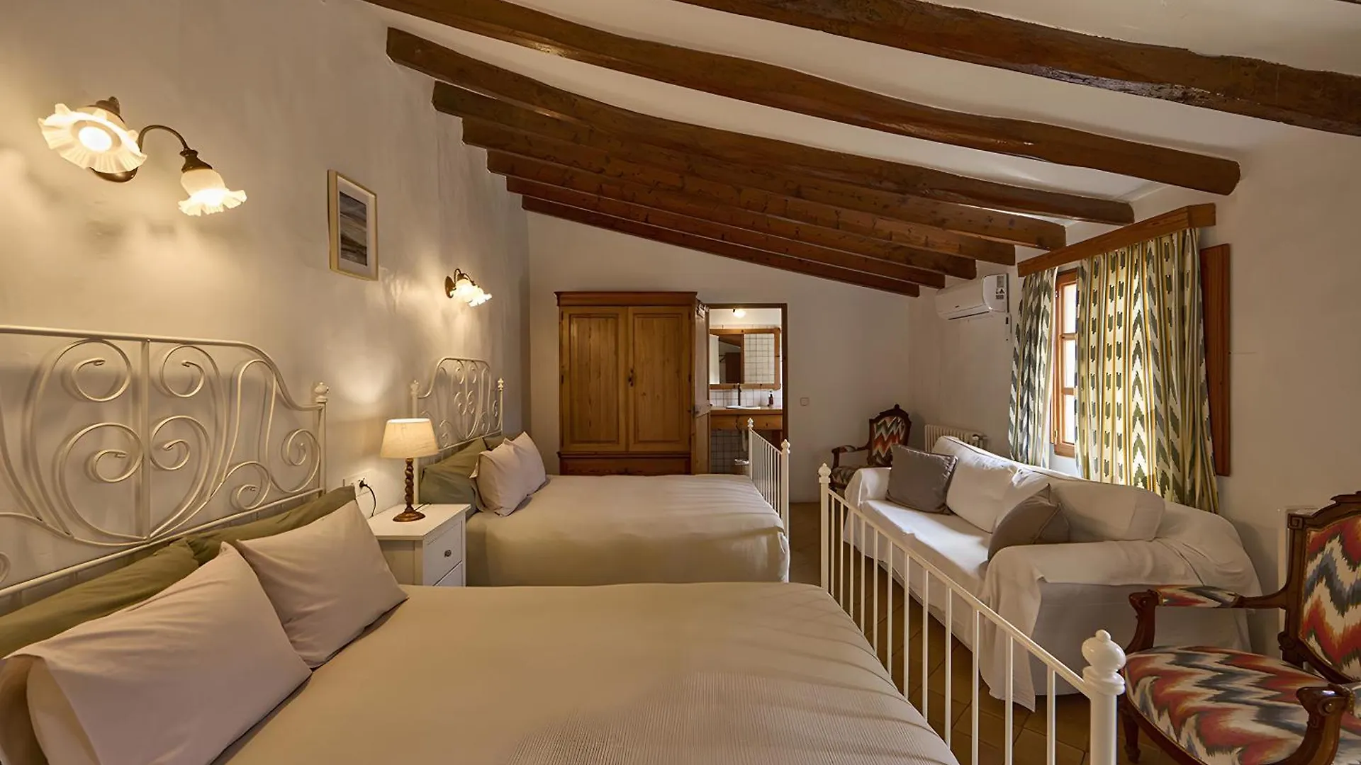 Can Busquets - Tramuntana Suite Banyalbufar Panzió